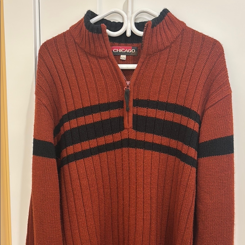 Chic Brown and Black Zip Up Sweater with Ribbed Texture